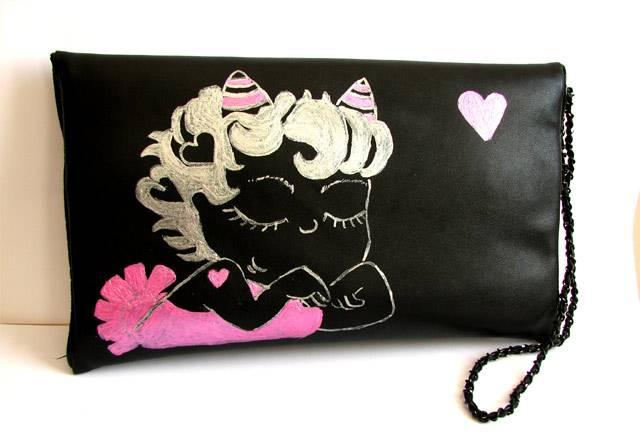 Клатч с росписью Москва