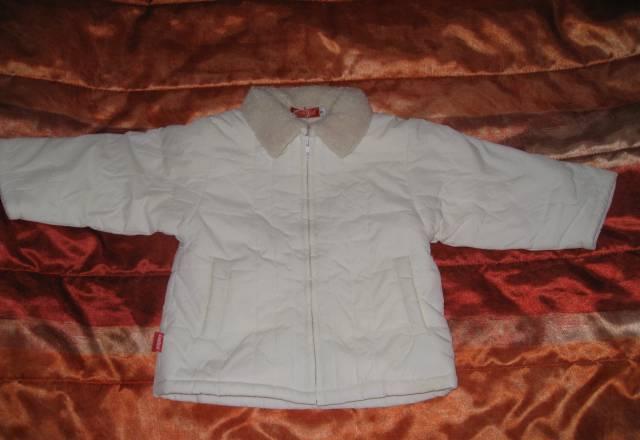 Весенняя куртка на девочку р.98-104.Новая Москва