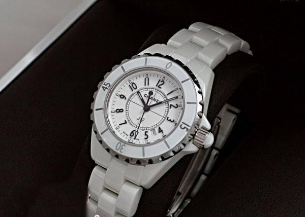 Часы Chanel Москва