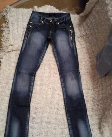 Джинсы новые Москва