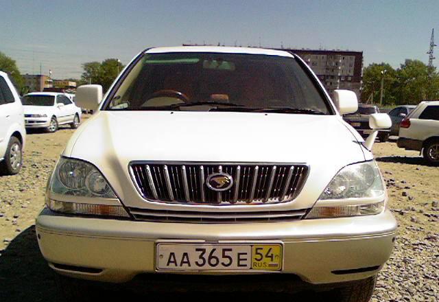 Toyota Harrier, 2001 Новосибирск