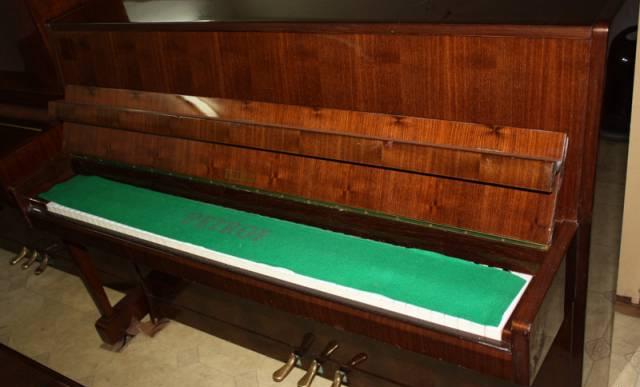 Petrof Sonatino Москва