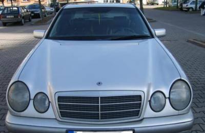 Mercedes 300TD,W210,АКПП,конд.,эл.ключ,зеркала Москва