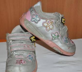 Очень красивые кроссовки 22 размера с огоньками Москва