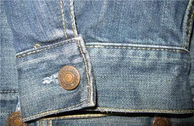 Оригинальная джинсовая куртка Levis утепленная Королев