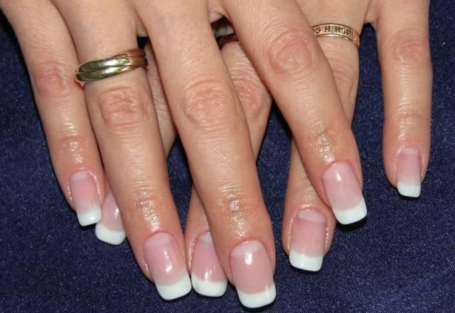 Наращивание ногтей Удлинение на формах Дизайн Москва