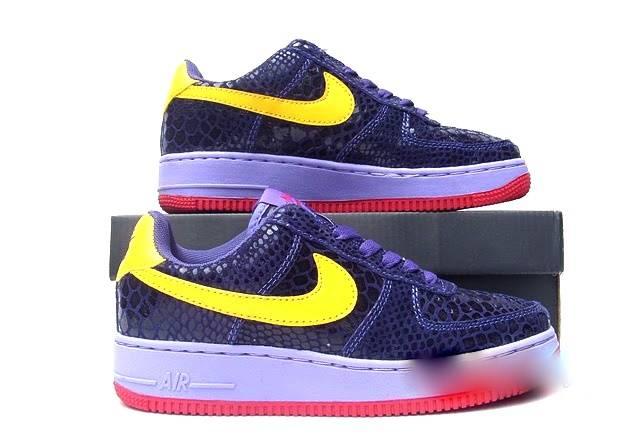 Nike женские кроссовки Москва