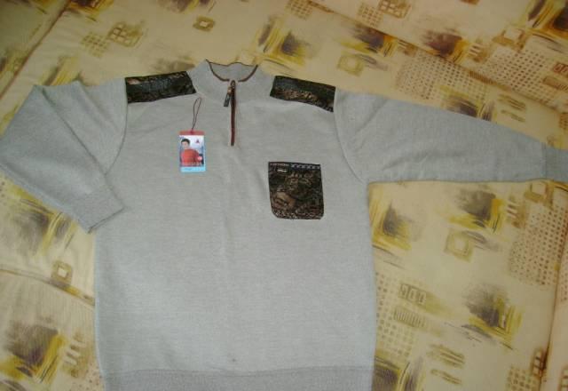 Кофта с замочком новая Москва