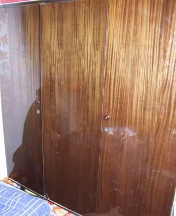 Гардероб трехстворчатый Москва