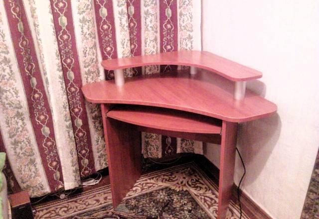 Компьютерный стол Москва