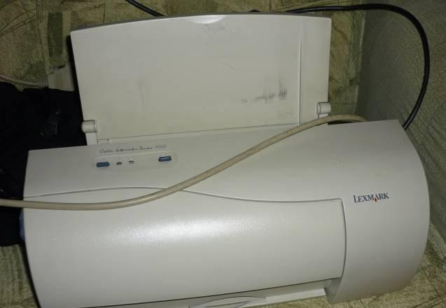 Принтер   Lexmark -2000 (800руб) Москва