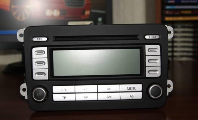 Штатная магнитола RCD-300 Volkswagen Москва