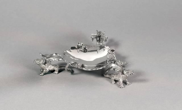 Серебряная пепельница "Дети дракона" Москва