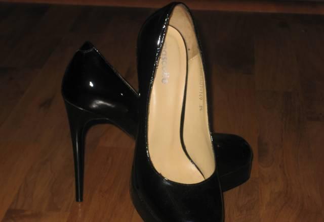 Туфельки лаковые Москва