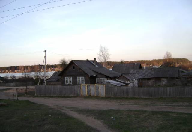 Жилой дом + 15 соток земли собственность Пено