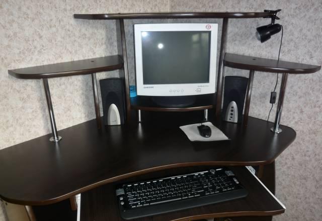 Продаю компьютер+модем Москва