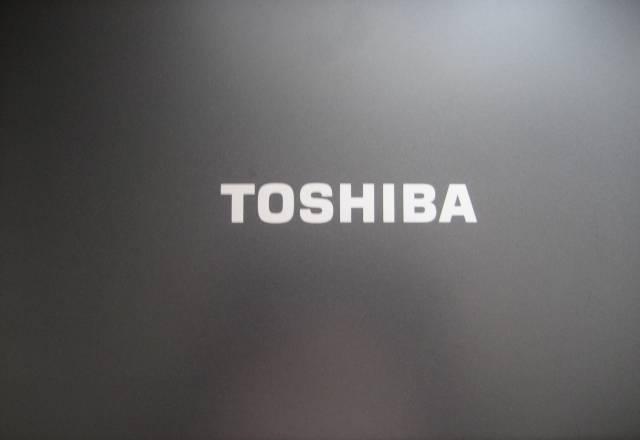 Toshiba l300d-20m Москва