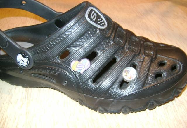 Кроксы скечерс Москва