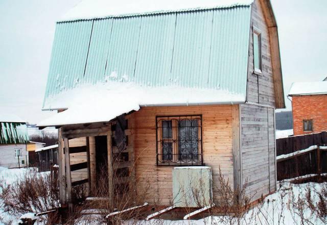 Земельный  участок 10 соток с домом Москва