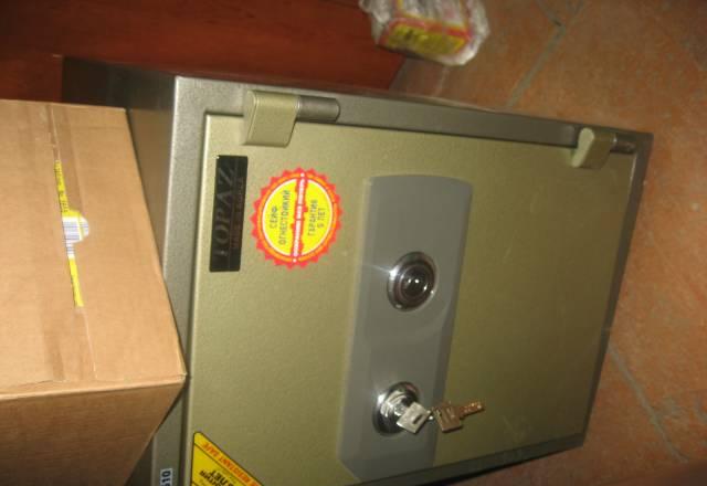 Продам сейф идиальное состояние Москва