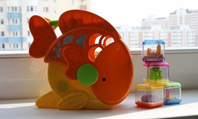 "Золотая рыбка" Fisher-Price Москва