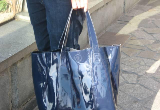 Лаковая сумка из натуральной кожи Москва