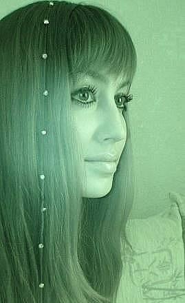 Вплетаю страза на волосы дешево Казань