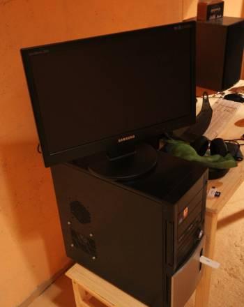 Мощный настольный PC + монитор "19 Санкт-Петербург