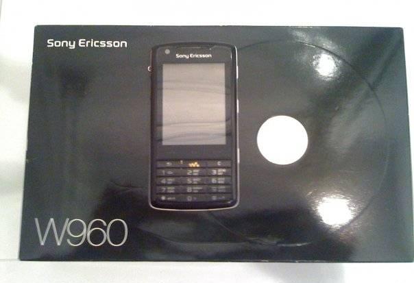 Sony ericsson w960i 3G 8гб(wi-fi) или меняю на nok Москва