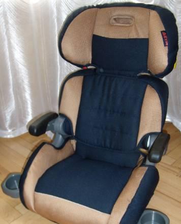 Автокресло 15-36 кг. складное с подстаканниками Москва