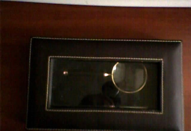 Шкатулка в кожанном переплете с лупой и авторучкой Москва