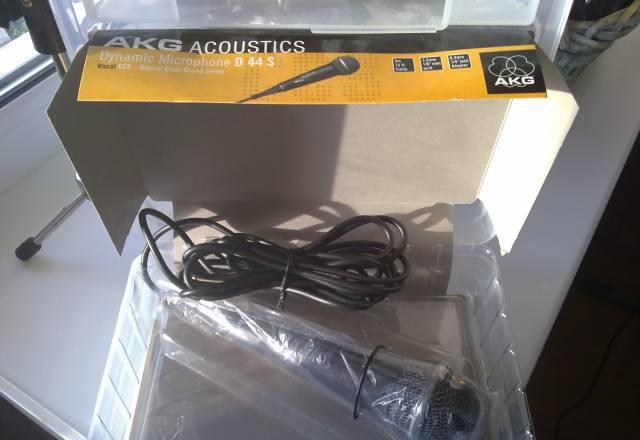 AKG D44S  микрофон динамический вокальный со встро Санкт-Петербург