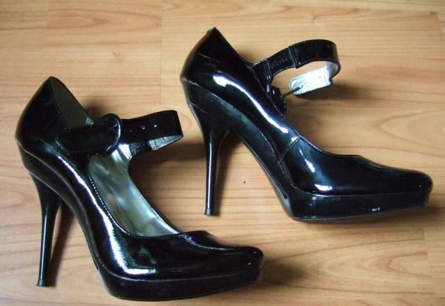 Туфли лак-кожа-40 Москва