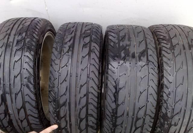 Комплект резины R18 235/40 donlup Москва