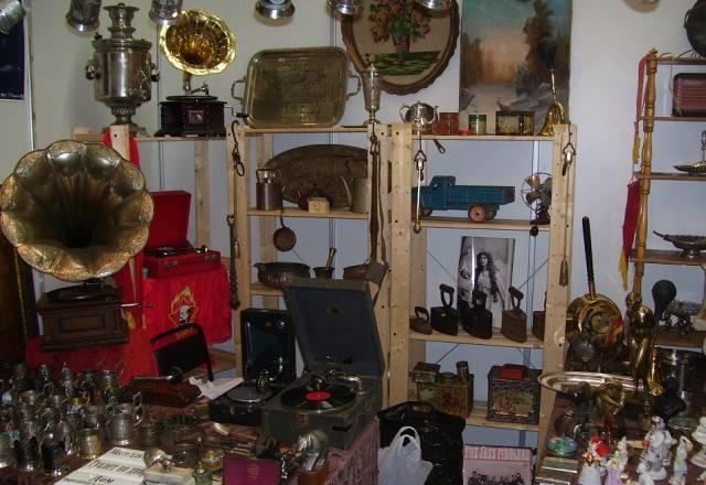 Самовар старинный, ступку, подстаканники, утюги Москва