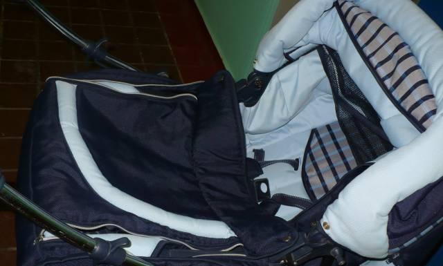 Продам коляску- трансформер ,Польша, фирмы тако Москва