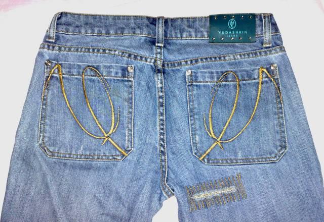 Голубые джинсы от в. Юдашкина, р.44, дешево Москва