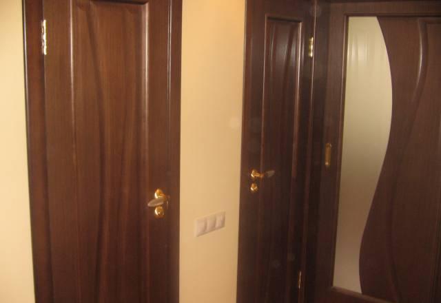 Установка межкомнатных дверей за 1300руб Москва