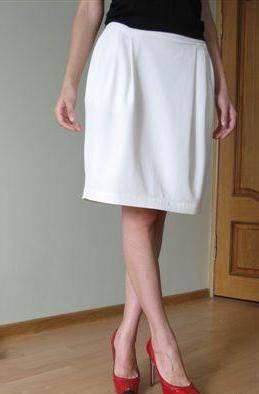 Юбка - тюльпан. Белая Москва