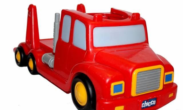 Трейлер Chicco Москва