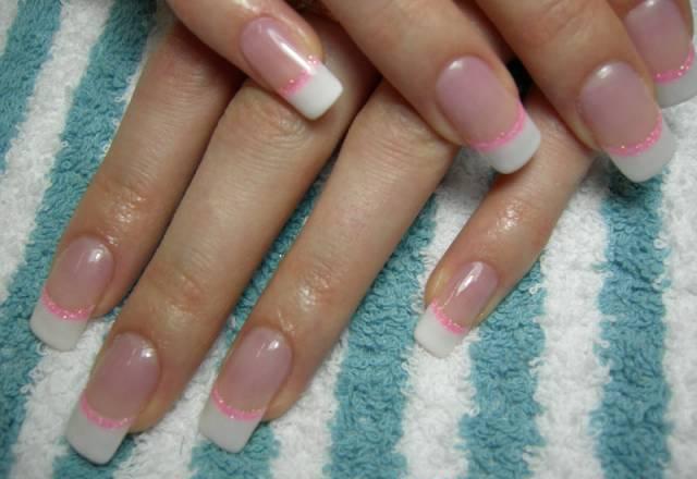 Наращивание ногтей и ресниц. Маникюр. Педикюр Москва