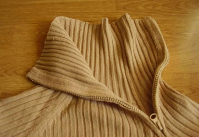 Свитер бежевый бу Москва