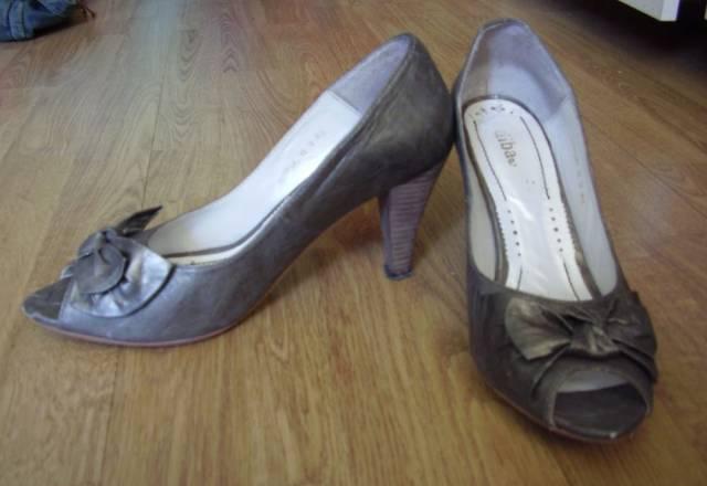 Золотые туфли Москва