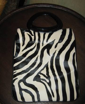 Сумка черно-белая Санкт-Петербург