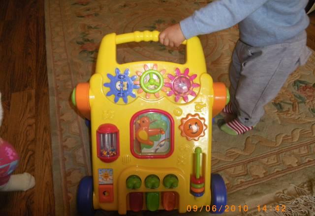 Ходунки-столик трансформер (игровой центр) Москва