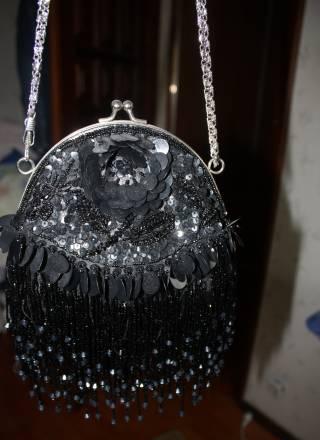 Очень красивая вечерняя сумочка Москва