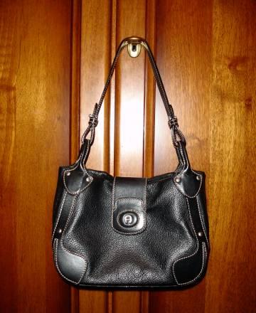 Сумка Aigner, черная кожа Москва