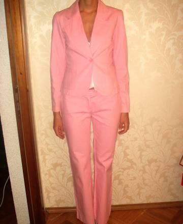 Розовый брючный костюм Sense,разм.S.(34)б/у Москва