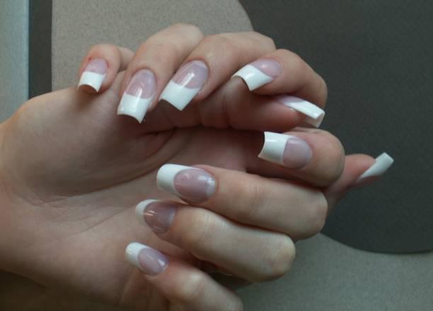 Наращивание акриловых ногтей Новосибирск