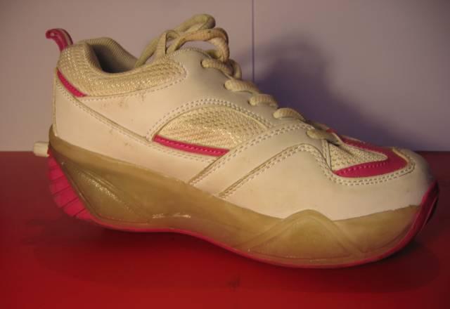 Кроссовки Москва